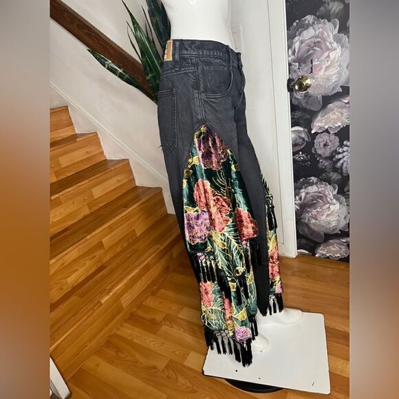 We The Free Just Frills Low-Rise Wide-Leg Jeans - Picture 6 of 8